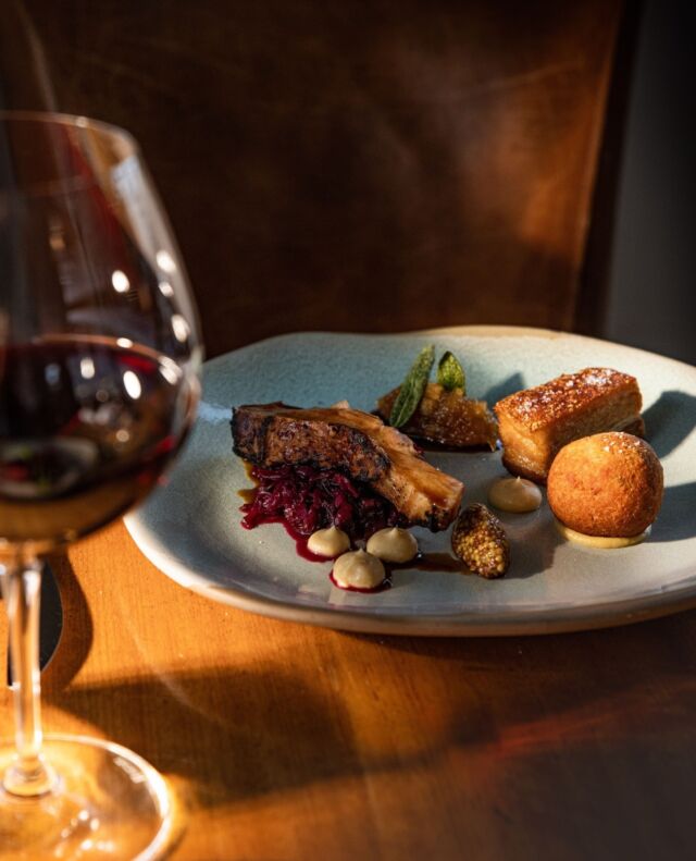 ⁠⁠🍴 Tommerup’s Farm pork: braised red cabbage, caramelised cauliflower, apple, grain mustard. ⁠
⁠
"The pork from @tommerupsdairyfarm is some of the best we have ever eaten. We get the pigs whole and utilise the entire animal. Here it is showcased three ways - prime cuts roasted over the fire, confit belly with crisp crackling, and braised shoulder made into a croquette. Served alongside braised red cabbage from @harrys_paddock, apple compote, grain mustard, a caramelised cauliflower puree and crispy sage from the estate's own kitchen garden." Says Executive Chef, Chris Norman.⁠
⁠
"Tommerup’s Dairy Farm are the inspiration behind this dish. They treat their animals with such care and attention, that it is only right we do the same. The pork is our hero dish and this plate really shares that story."⁠
⁠
📸 @caringarland⁠
⁠
#SeeAustralia #ThisIsQueensland #VisitScenicRim #DestinationScenicRim #PlayGoldCoast #VisitBrisbane #NorthernEscapeCollection
