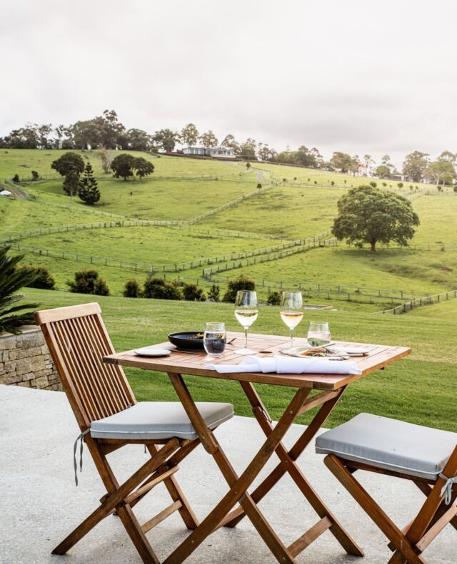 ⁠Elevate your next escape to the scenic heights of Beechmont Estate 🍃⁠
⁠
Open for lunch and dinner seven days a week. ⁠
⁠
📸 @caringarland⁠
⁠
#SeeAustralia #ThisIsQueensland #VisitScenicRim #PlayGoldCoast #VisitBrisbane⁠
⁠
@visitscenicrim @destinationscenicrim @destinationgoldcoast @visitbrisbane @queensland⁠