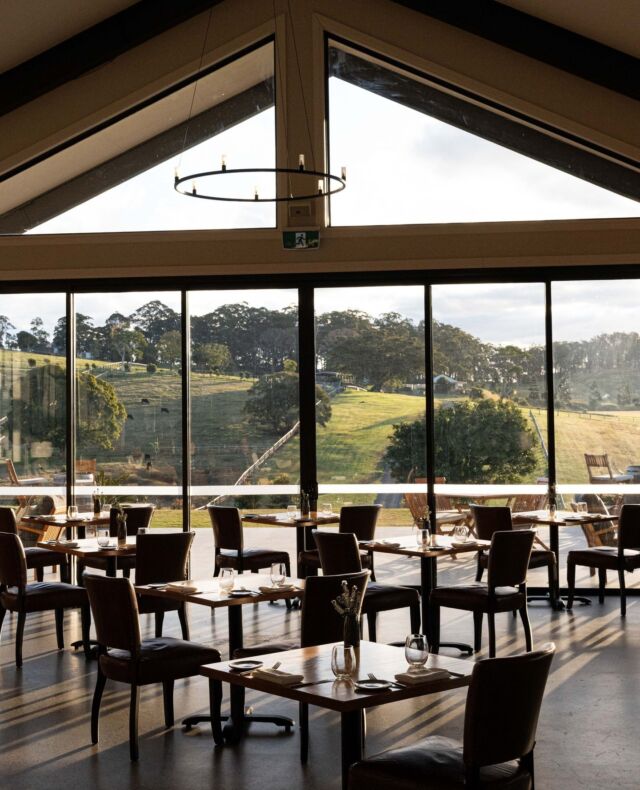 Need some last minute plans this weekend? Dine on chef-hatted fare at The Paddock restaurant. We're open for: ⁠
⁠
Lunch: Friday and Sunday⁠
Dinner: Friday, Saturday and Sunday⁠
⁠
🍴 Book via link in bio.⁠
⁠
📸 @wonderlust.escapes⁠
⁠
#SeeAustralia #ThisIsQueensland #VisitScenicRim #DestinationScenicRim #PlayGoldCoast #VisitBrisbane